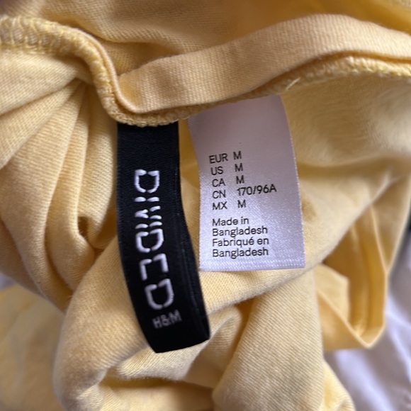 H&M XS Psyched Graphic Crop Top - Picture 6 of 6